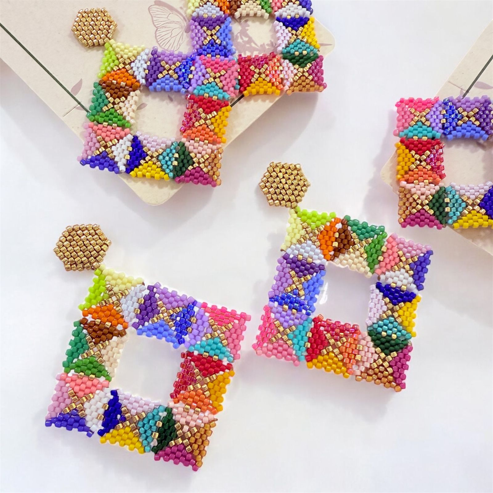 Aretes Cromatika