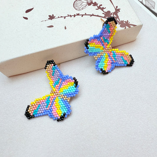 Aretes Mariposa Pastel